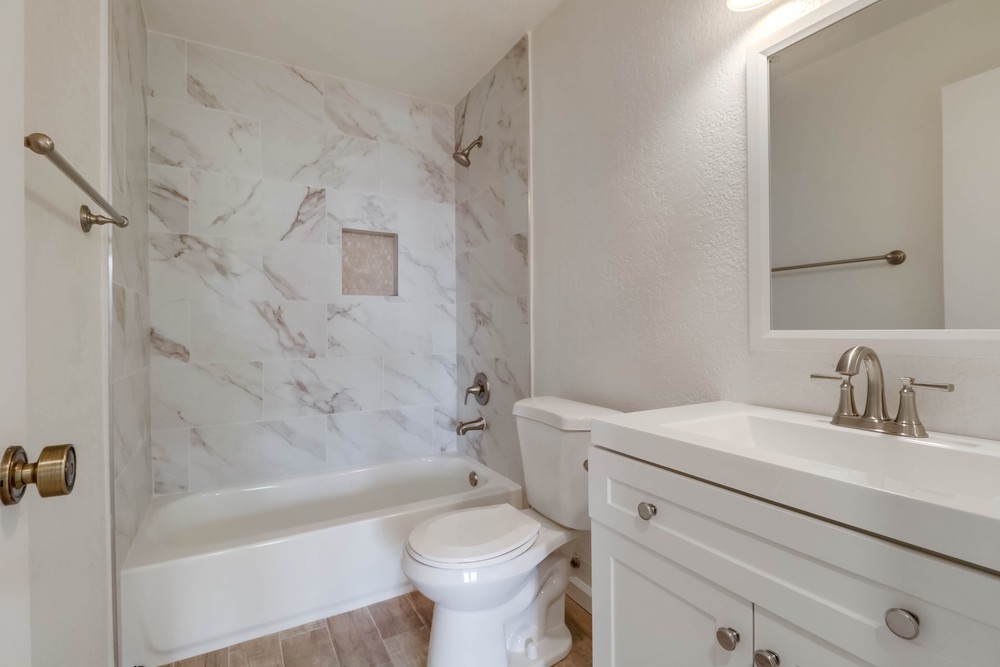 Virtual tour photo 21 of 44 for 3450 Third Ave #401