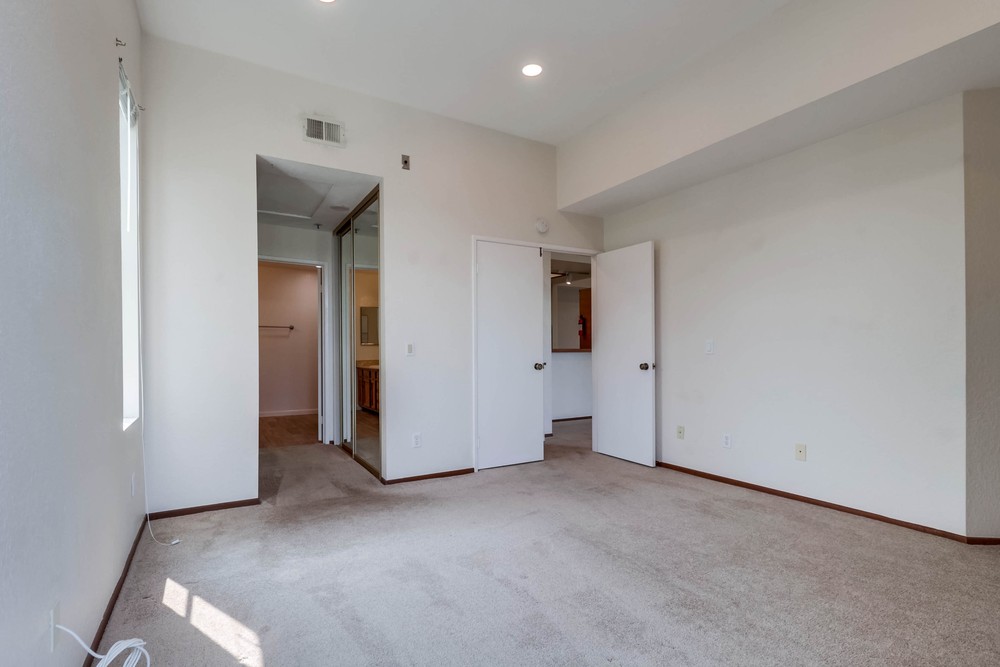 Virtual tour photo 33 of 44 for 3450 Third Ave #401