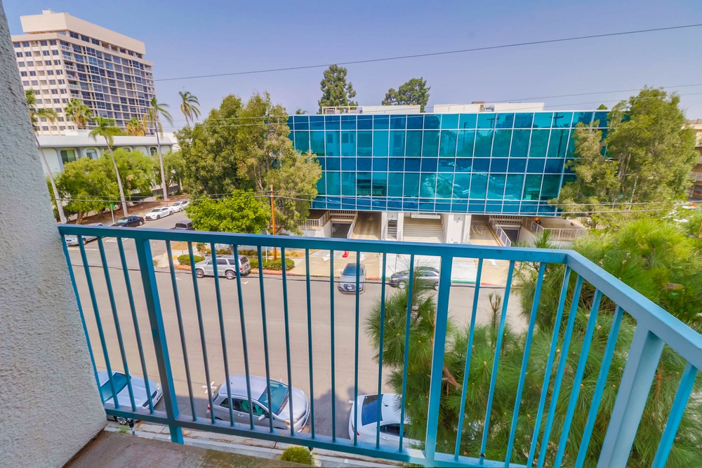Virtual tour photo 39 of 44 for 3450 Third Ave #401