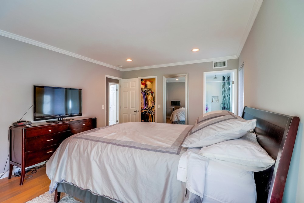 Virtual tour photo 23 of 34 for 3451 Reynard Way