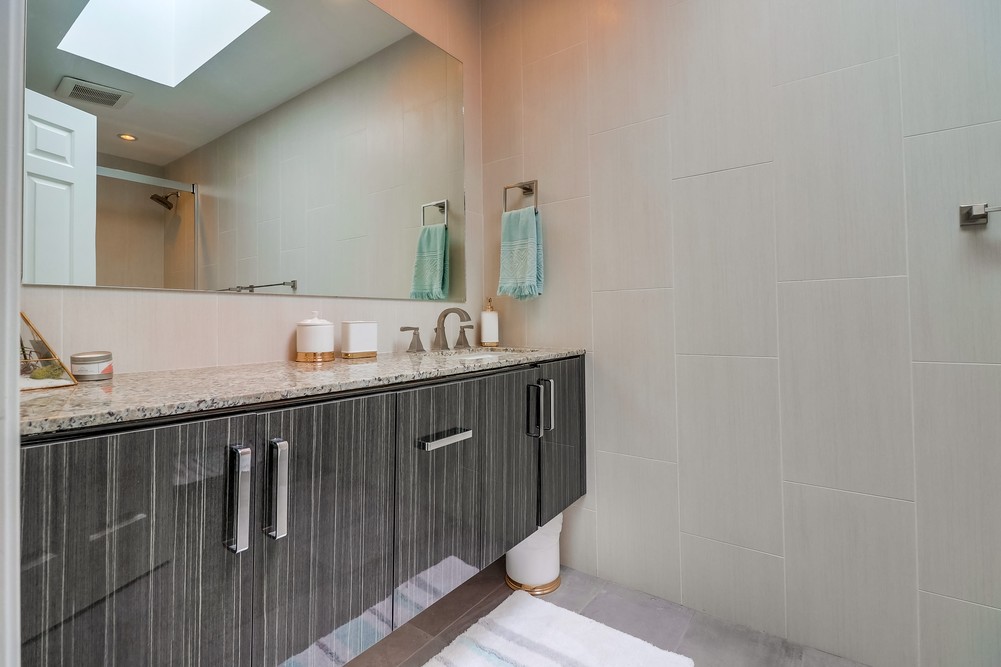 Virtual tour photo 29 of 34 for 3451 Reynard Way