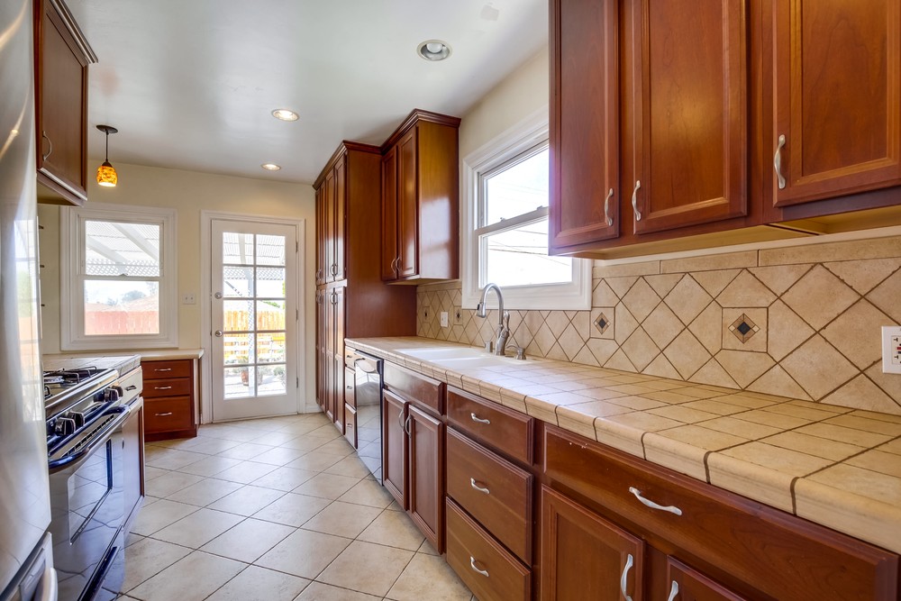 Virtual tour photo 14 of 38 for 3452 Bevis St