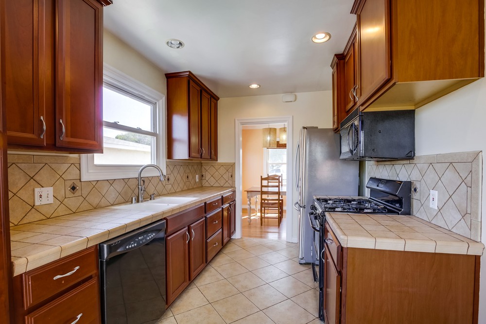 Virtual tour photo 20 of 38 for 3452 Bevis St