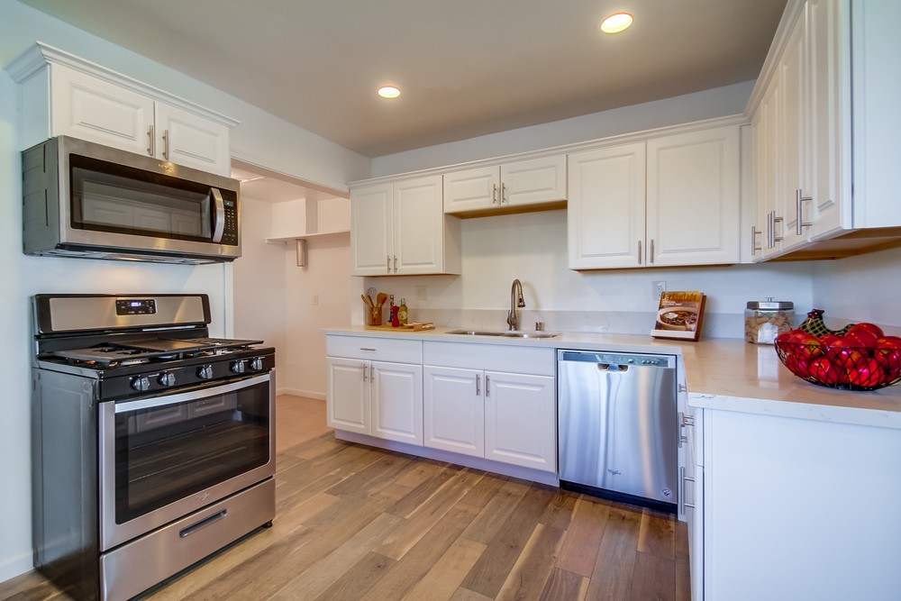 Virtual tour photo 17 of 42 for 3453 60th St