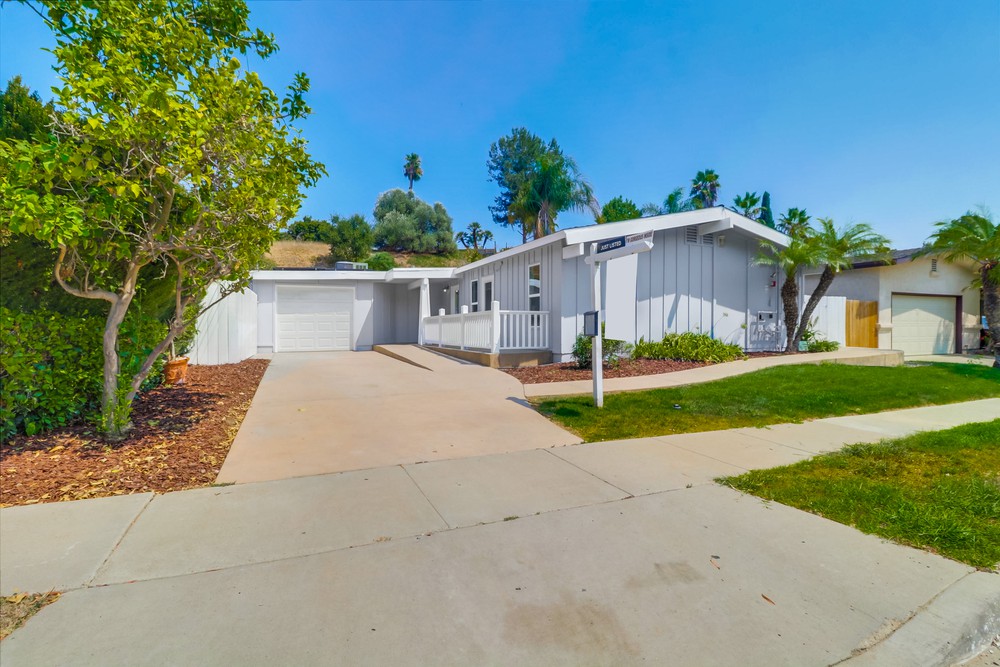 Virtual tour photo 1 of 57 for 3453 Aveley Pl