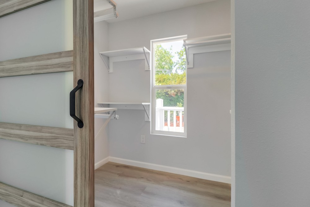 Virtual tour photo 36 of 57 for 3453 Aveley Pl