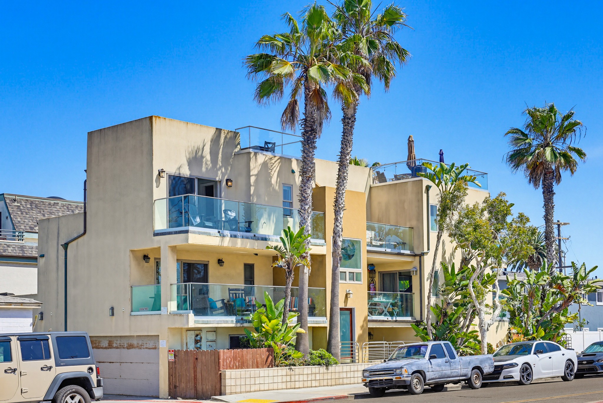 Virtual tour photo 3 of 115 for 3453 Mission Blvd