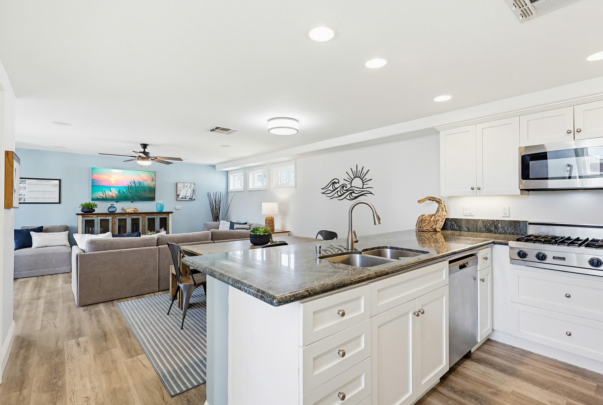 Virtual tour photo 12 of 115 for 3453 Mission Blvd