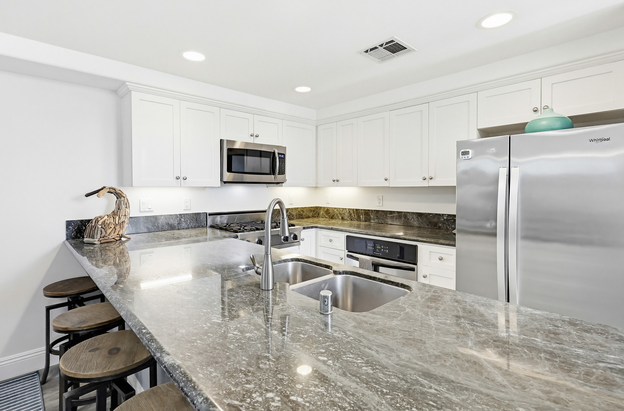 Virtual tour photo 21 of 115 for 3453 Mission Blvd