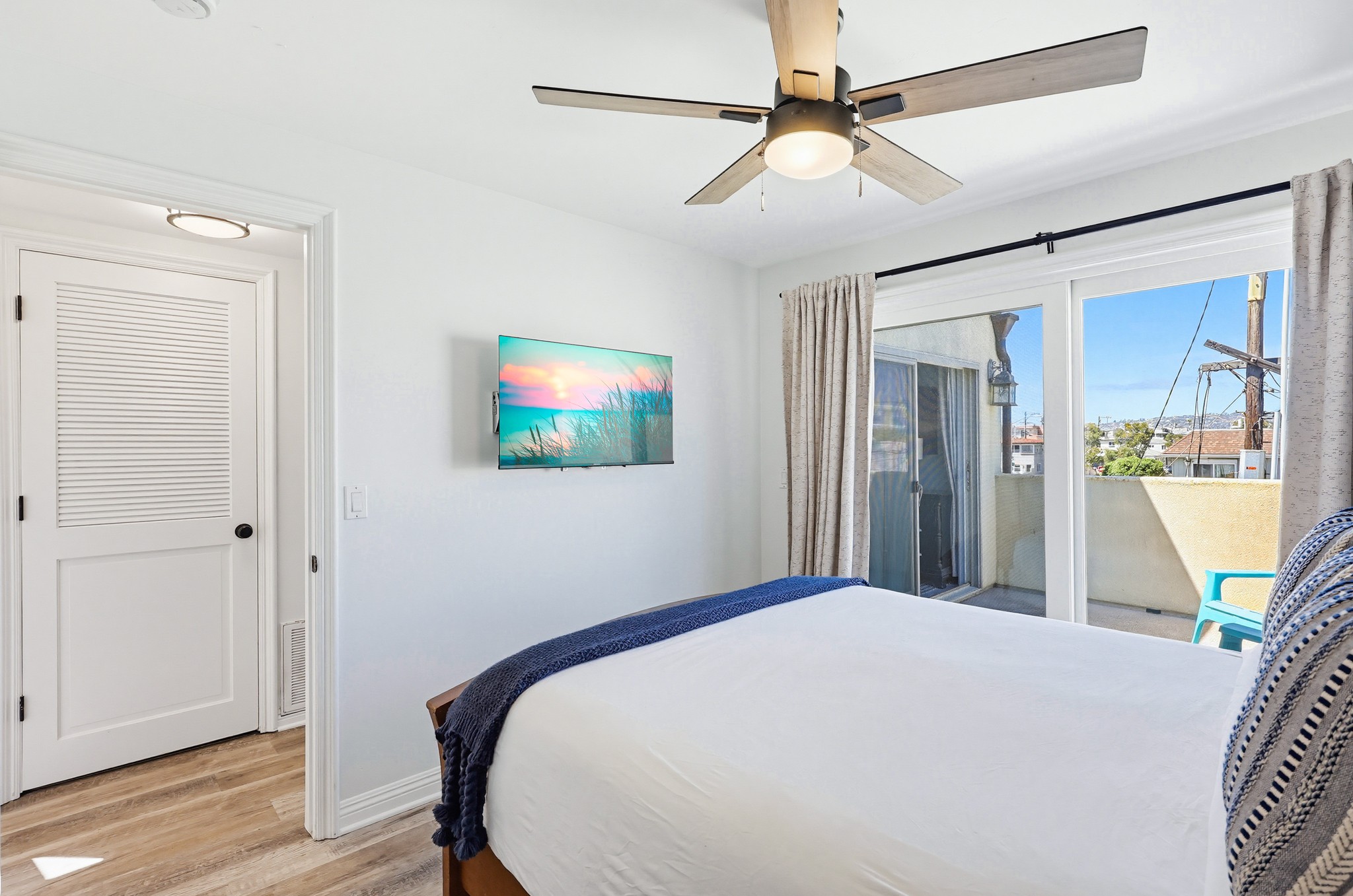 Virtual tour photo 38 of 115 for 3453 Mission Blvd