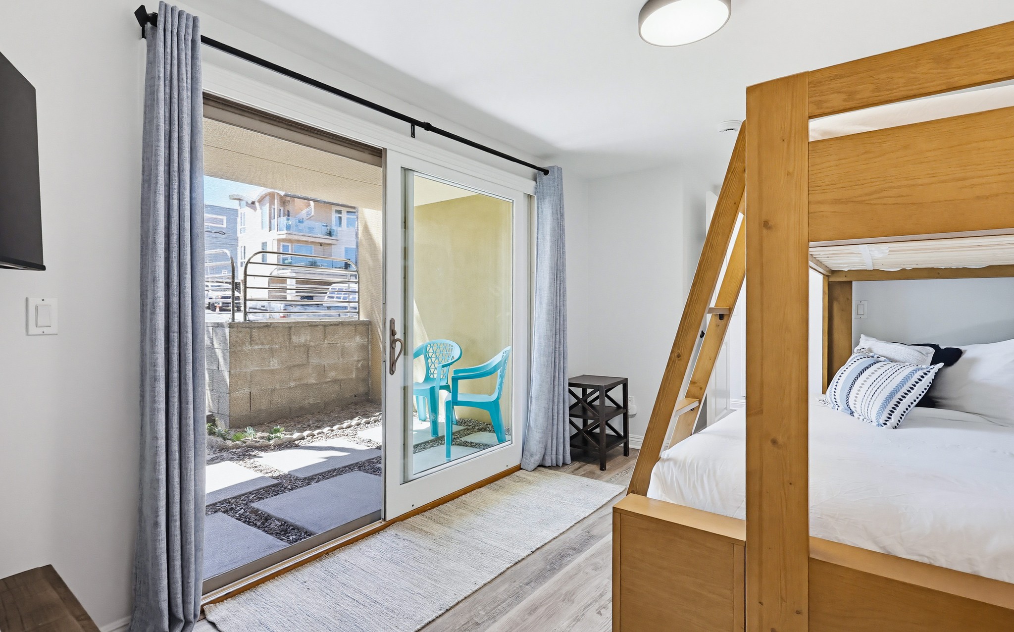 Virtual tour photo 64 of 115 for 3453 Mission Blvd