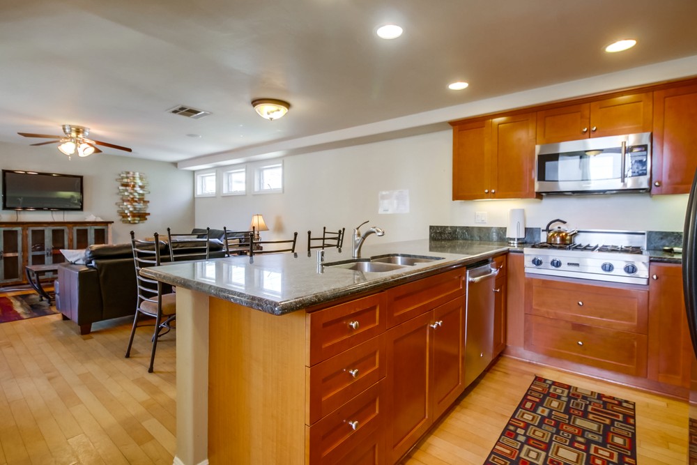 Virtual tour photo 15 of 55 for 3453 Mission Blvd