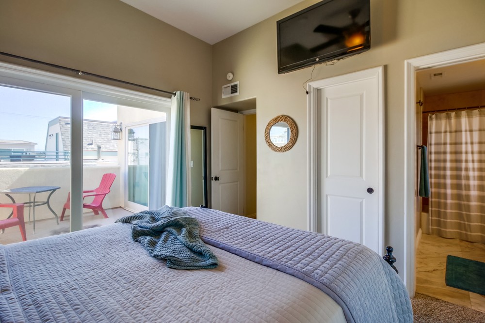 Virtual tour photo 27 of 55 for 3453 Mission Blvd
