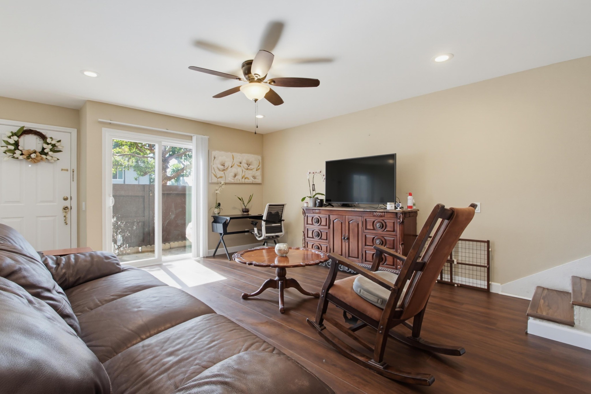 Virtual tour photo 7 of 35 for 3454 Castle Glen Dr Unit 102