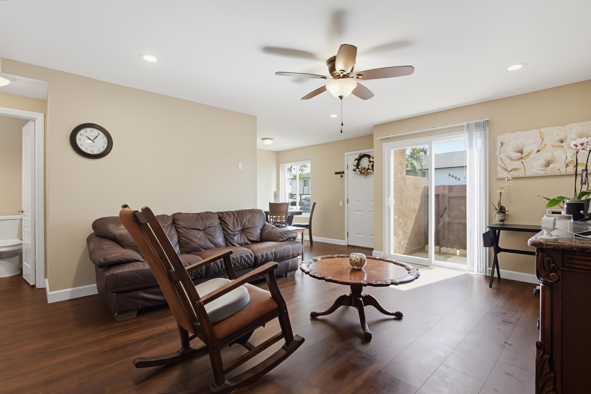 Virtual tour photo 8 of 35 for 3454 Castle Glen Dr Unit 102