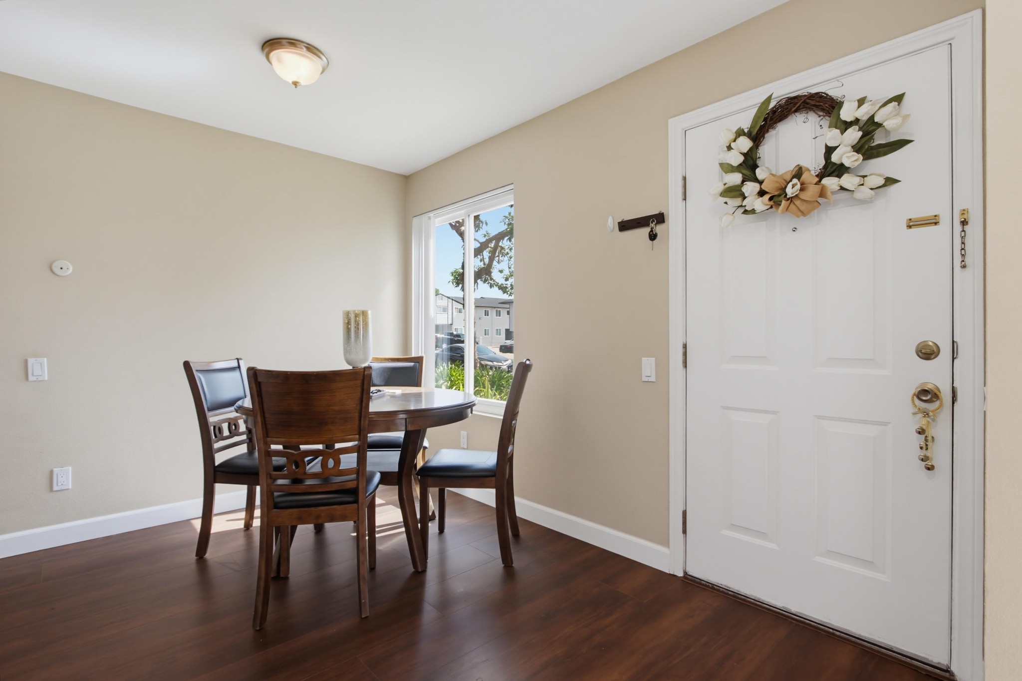 Virtual tour photo 11 of 35 for 3454 Castle Glen Dr Unit 102