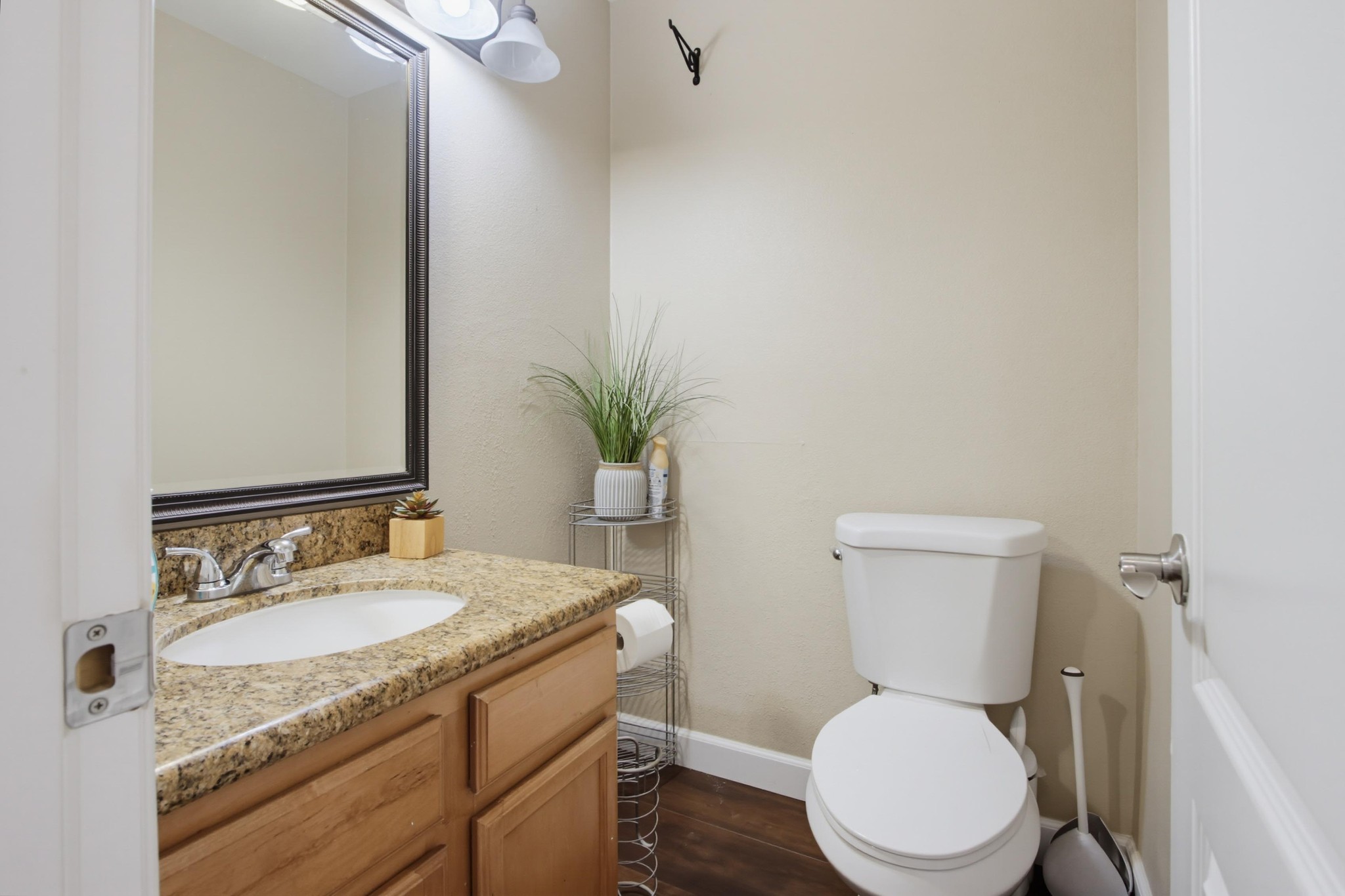 Virtual tour photo 19 of 35 for 3454 Castle Glen Dr Unit 102