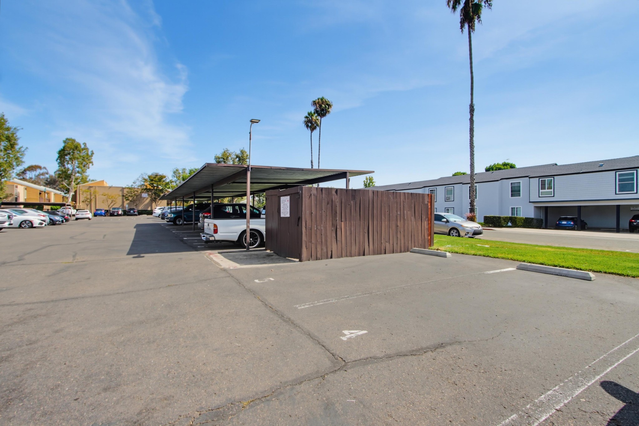Virtual tour photo 32 of 35 for 3454 Castle Glen Dr Unit 102