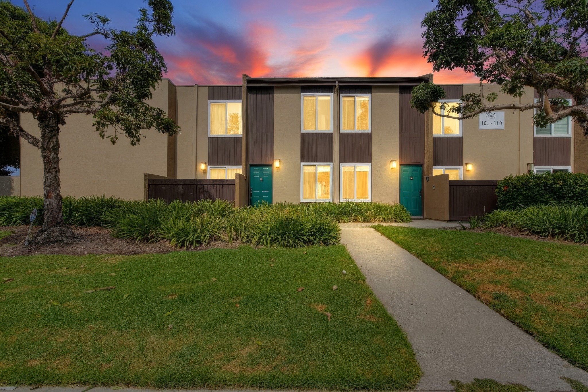 Virtual tour photo 35 of 35 for 3454 Castle Glen Dr Unit 102
