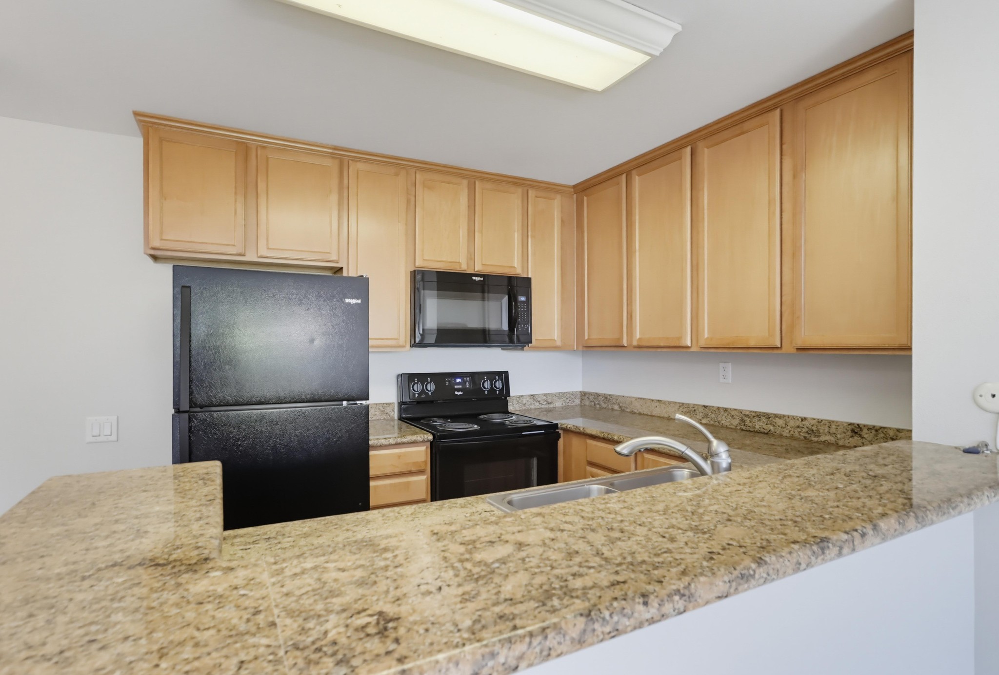 Virtual tour photo 12 of 44 for 3454 Castle Glen Dr Unit 228