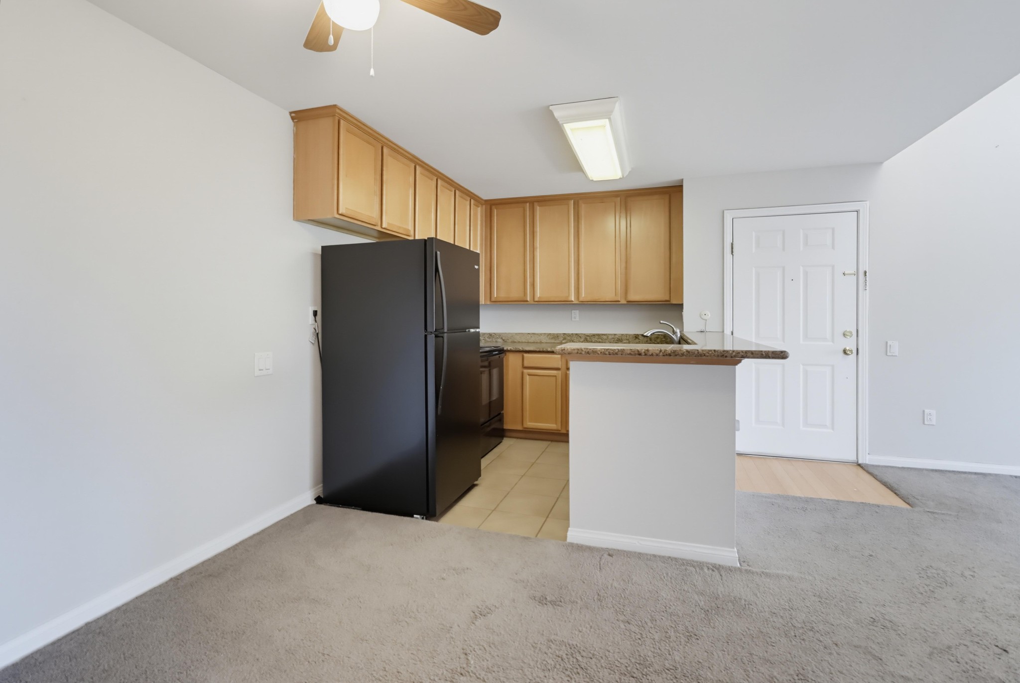 Virtual tour photo 14 of 44 for 3454 Castle Glen Dr Unit 228