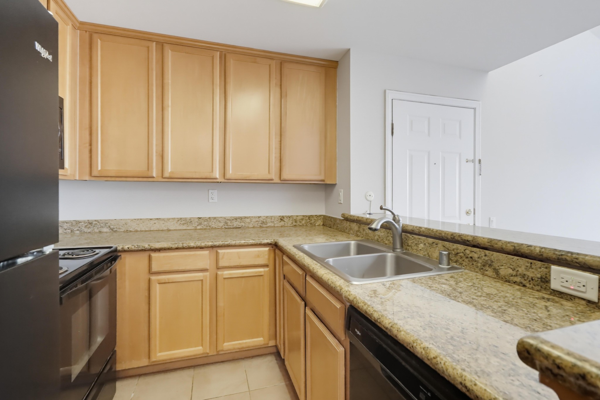 Virtual tour photo 16 of 44 for 3454 Castle Glen Dr Unit 228