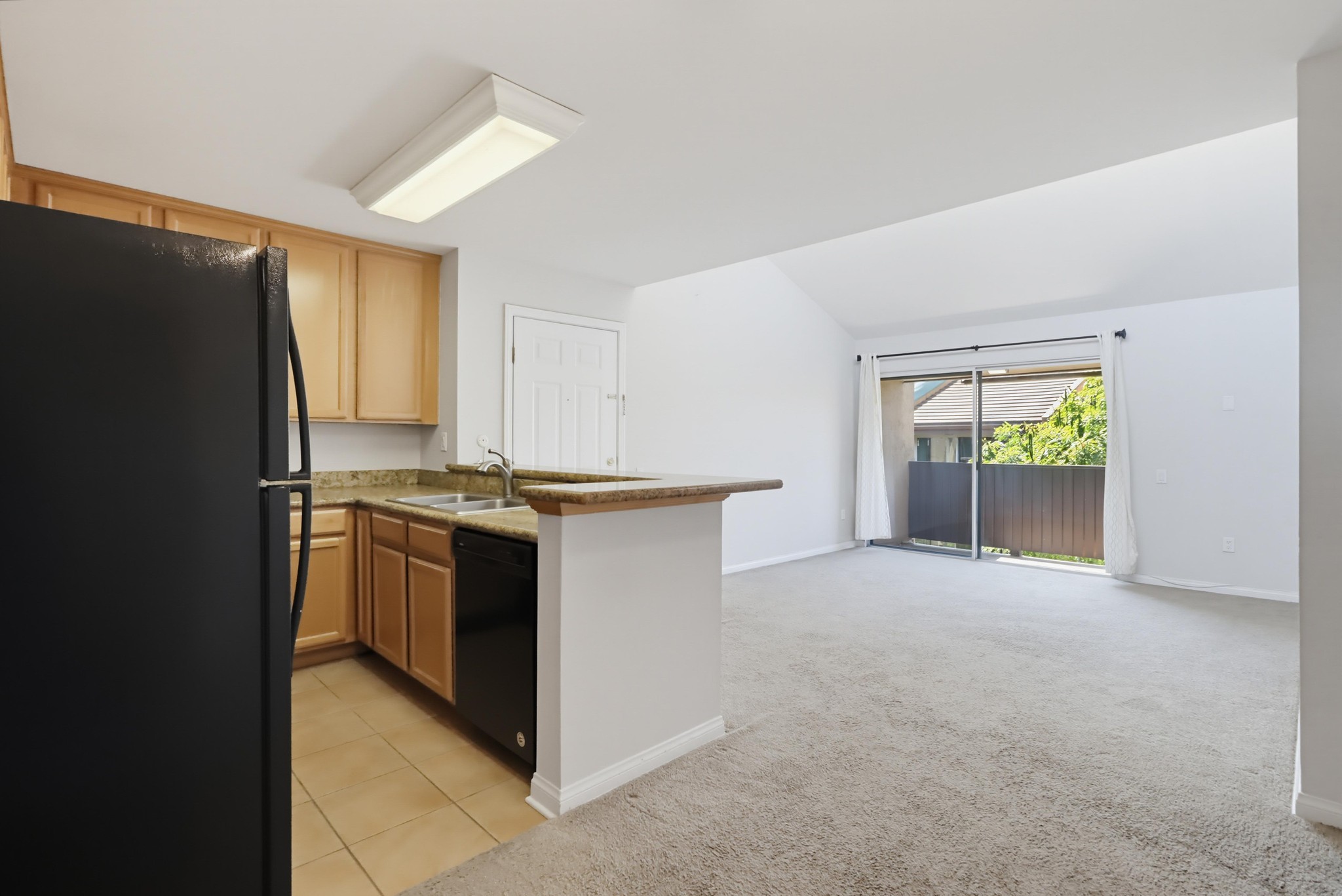 Virtual tour photo 18 of 44 for 3454 Castle Glen Dr Unit 228