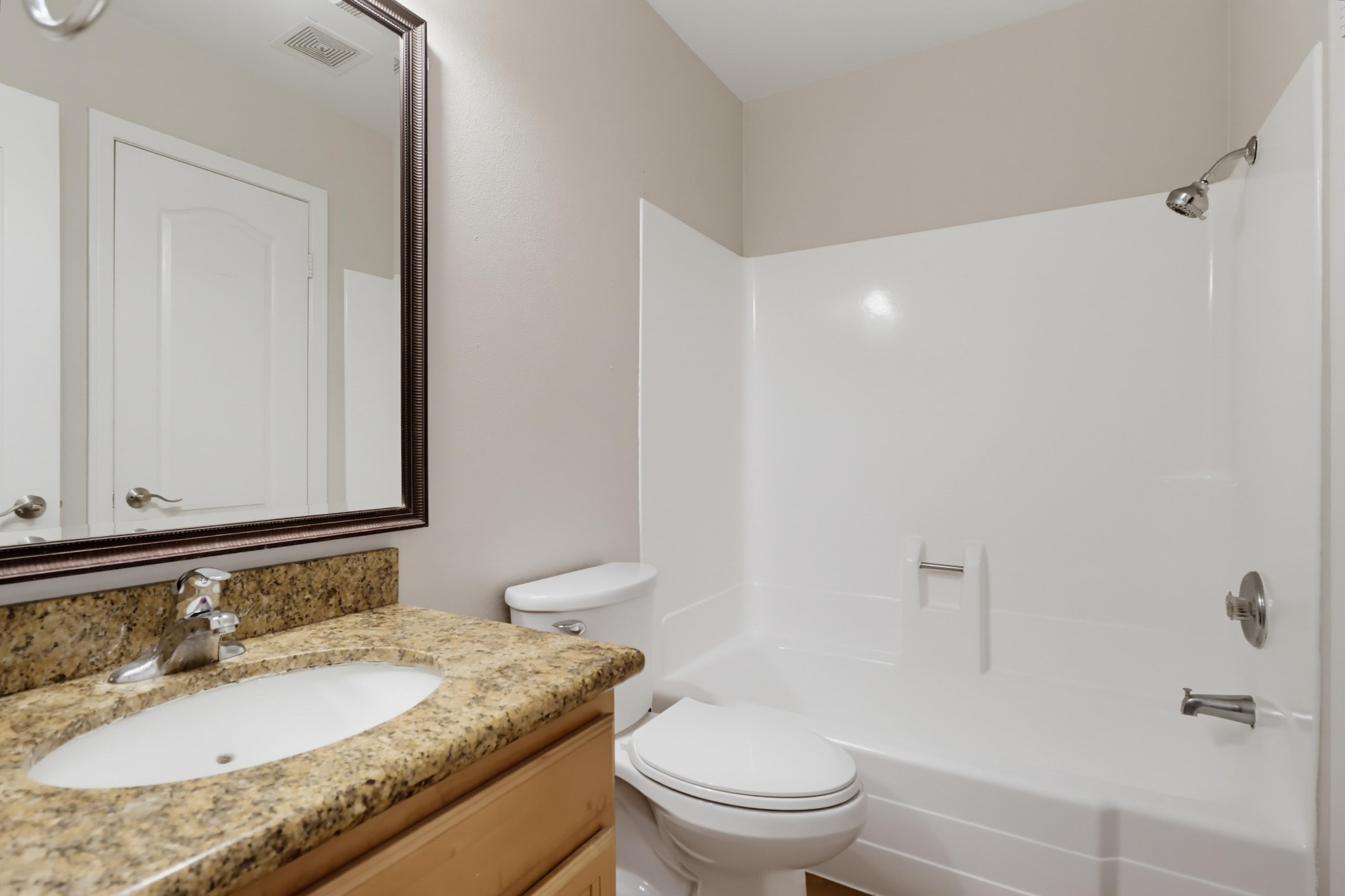 Virtual tour photo 27 of 44 for 3454 Castle Glen Dr Unit 228