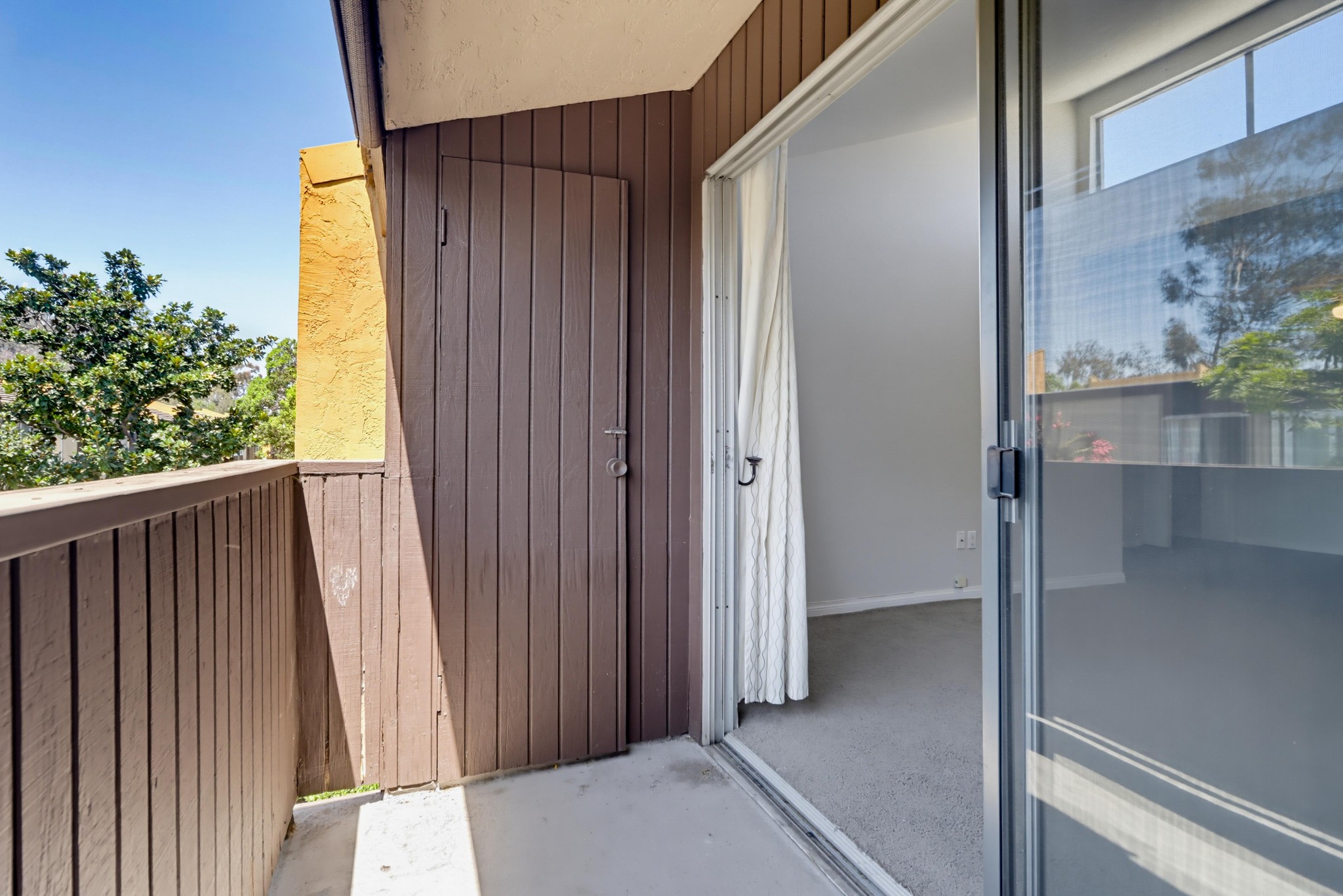 Virtual tour photo 34 of 44 for 3454 Castle Glen Dr Unit 228