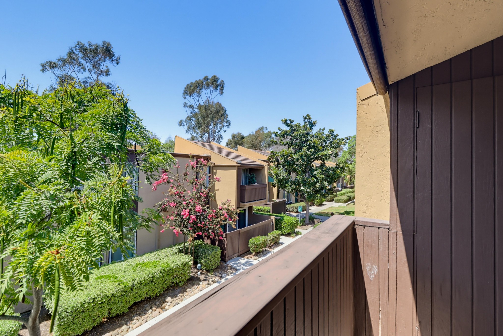 Virtual tour photo 35 of 44 for 3454 Castle Glen Dr Unit 228