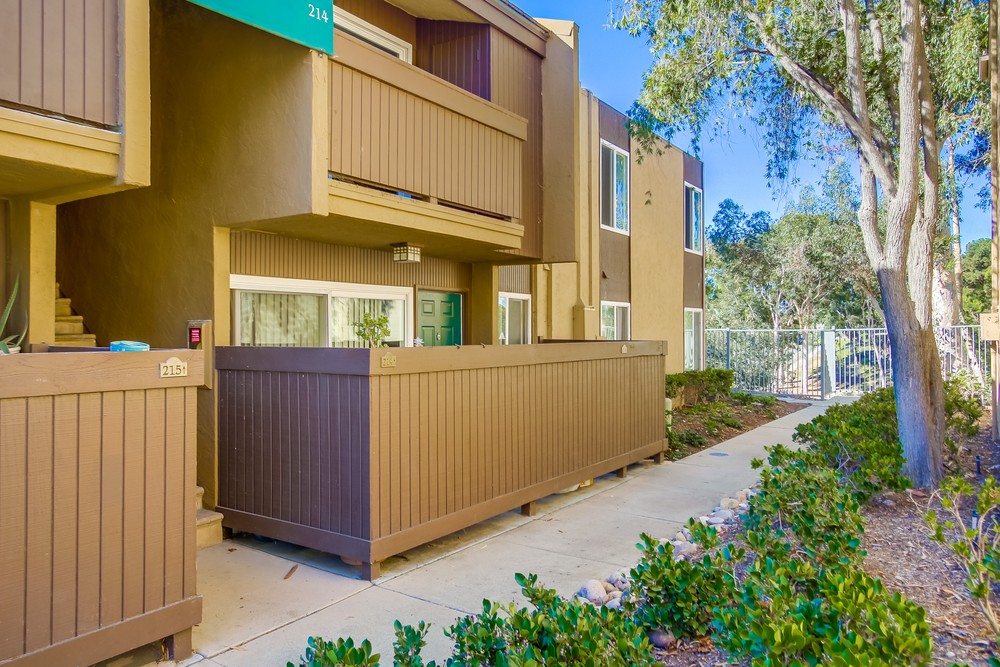 Virtual tour photo 8 of 63 for 3454 Castle Glen Dr