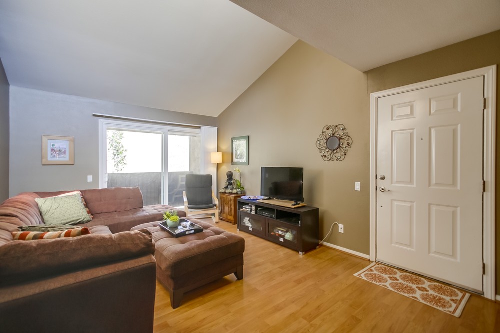 Virtual tour photo 13 of 63 for 3454 Castle Glen Dr