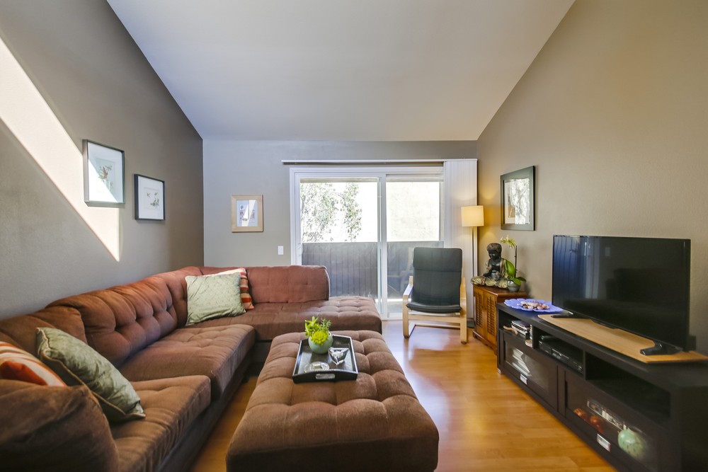 Virtual tour photo 15 of 63 for 3454 Castle Glen Dr
