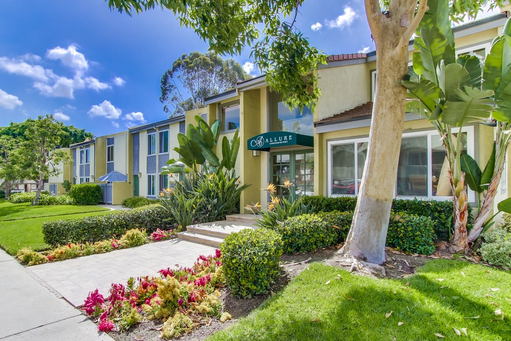 Virtual tour photo 3 of 32 for 3454 Castle Glen Drive #222