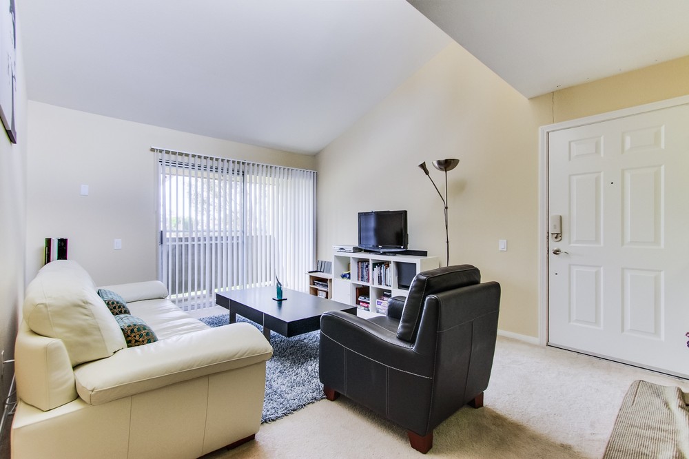 Virtual tour photo 7 of 32 for 3454 Castle Glen Drive #222