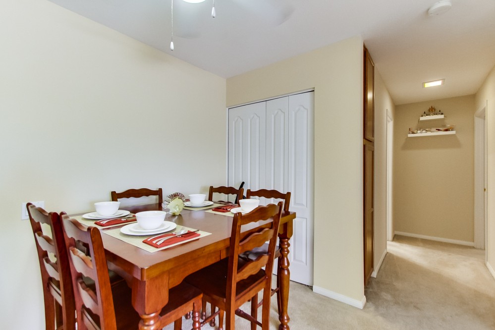 Virtual tour photo 15 of 32 for 3454 Castle Glen Drive #222