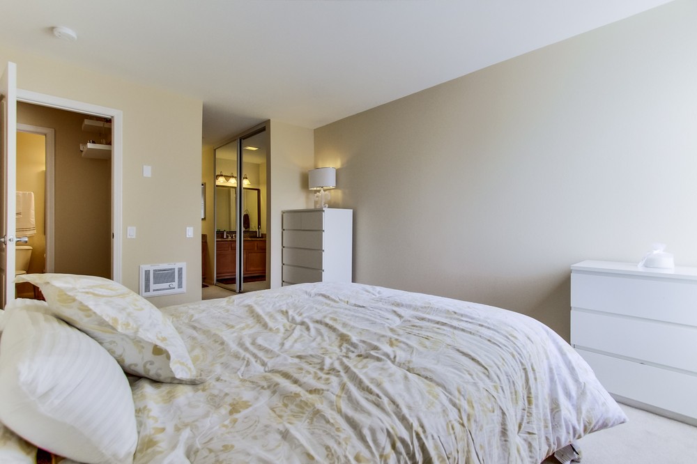 Virtual tour photo 18 of 32 for 3454 Castle Glen Drive #222