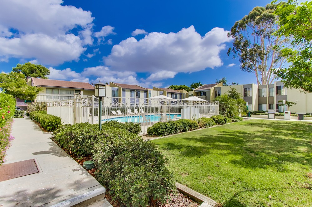 Virtual tour photo 29 of 32 for 3454 Castle Glen Drive #222