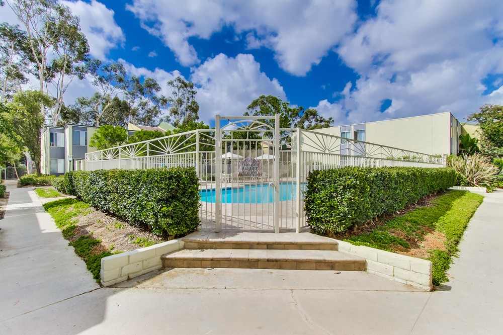 Virtual tour photo 30 of 32 for 3454 Castle Glen Drive #222