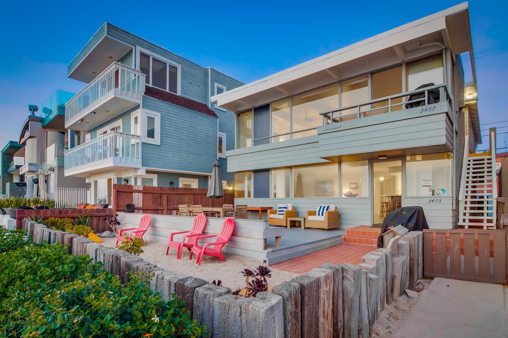 Virtual tour photo 1 of 91 for 3455 Ocean Front Walk #57