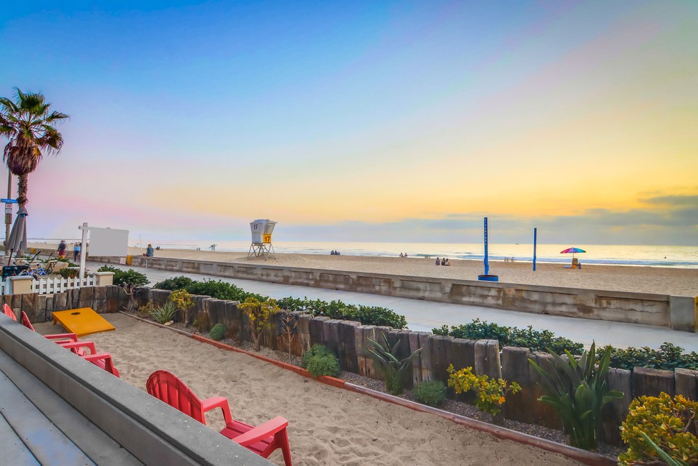 Virtual tour photo 7 of 91 for 3455 Ocean Front Walk #57