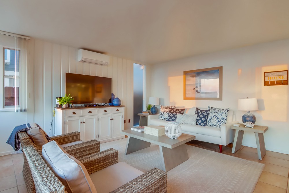 Virtual tour photo 9 of 91 for 3455 Ocean Front Walk #57