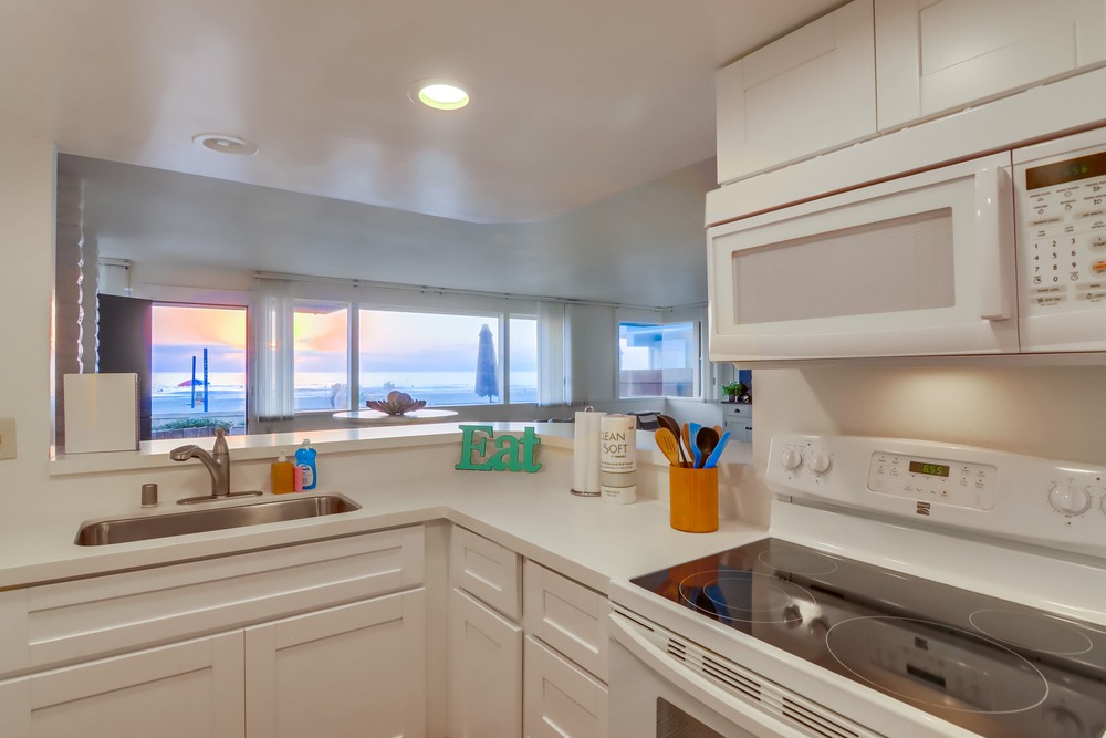 Virtual tour photo 23 of 91 for 3455 Ocean Front Walk #57