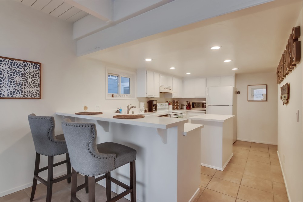 Virtual tour photo 39 of 91 for 3455 Ocean Front Walk #57