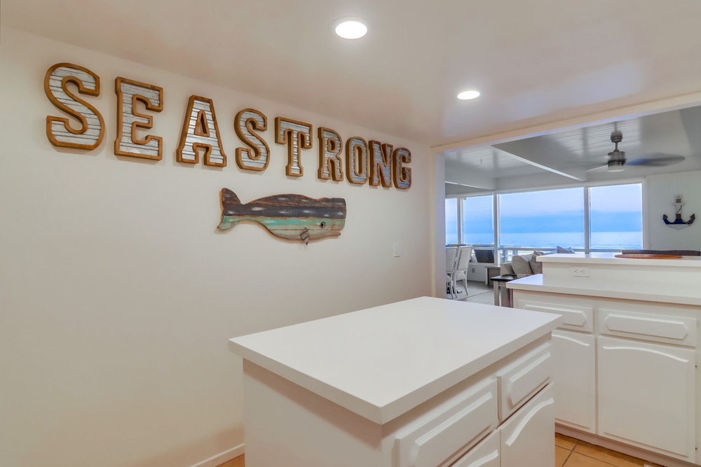 Virtual tour photo 44 of 91 for 3455 Ocean Front Walk #57