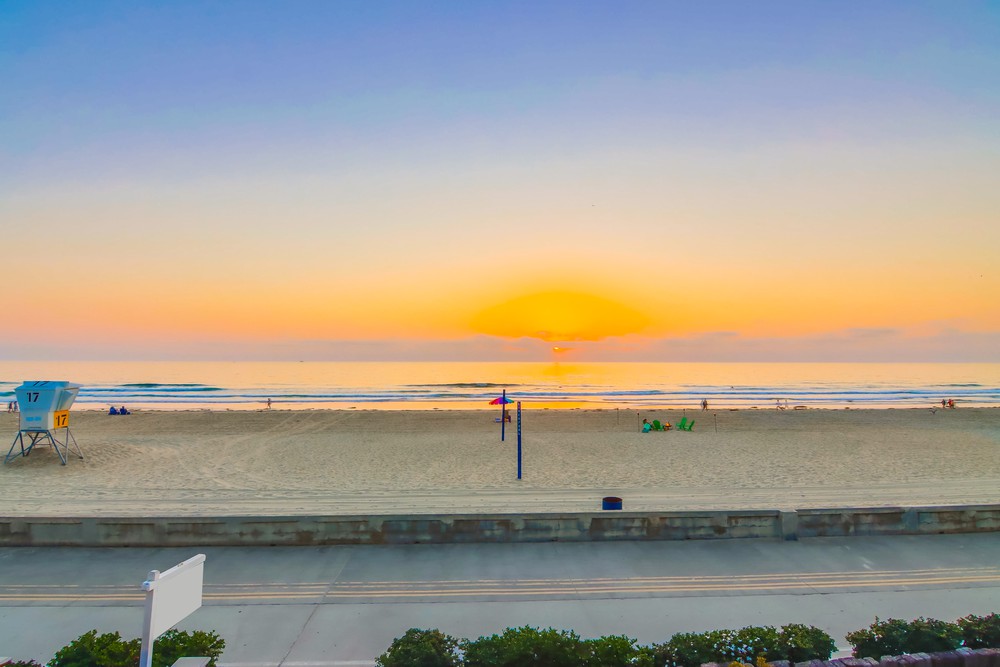 Virtual tour photo 46 of 91 for 3455 Ocean Front Walk #57