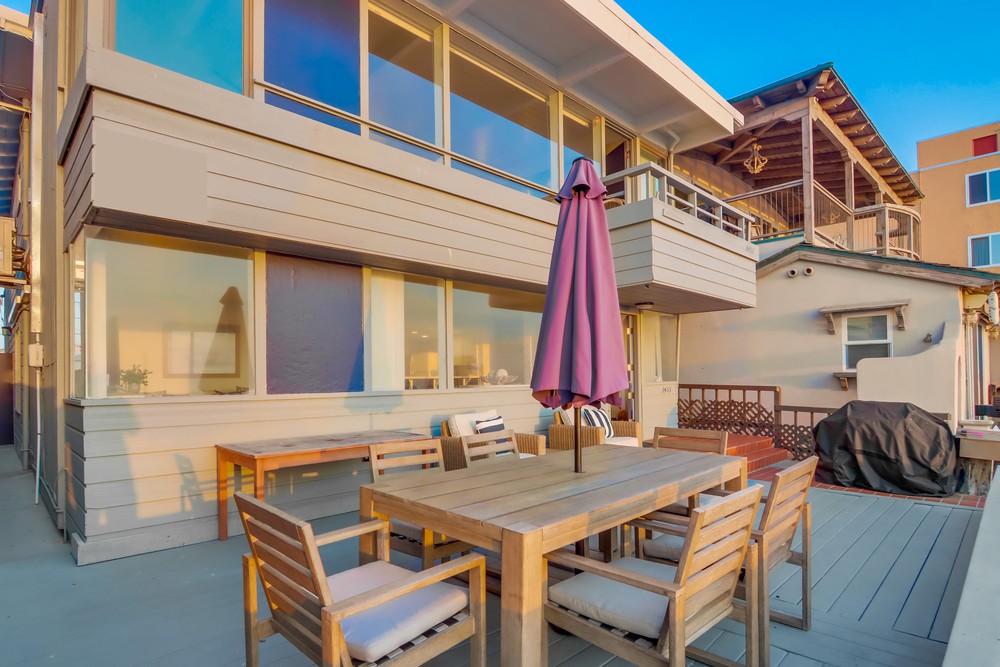 Virtual tour photo 88 of 91 for 3455 Ocean Front Walk #57