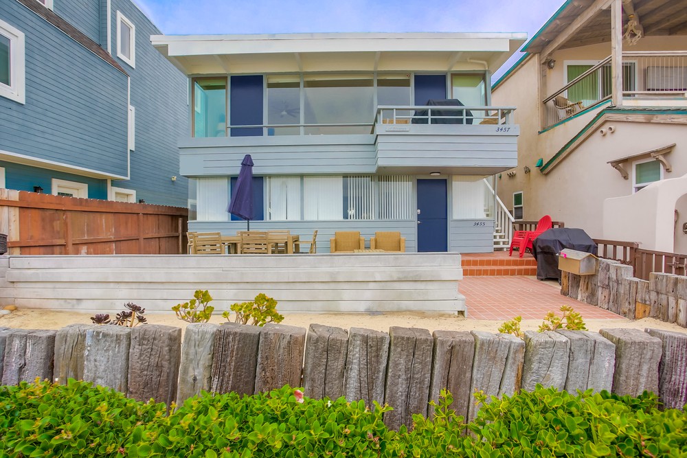 Virtual tour photo 3 of 80 for 3455 Ocean Front Walk #57