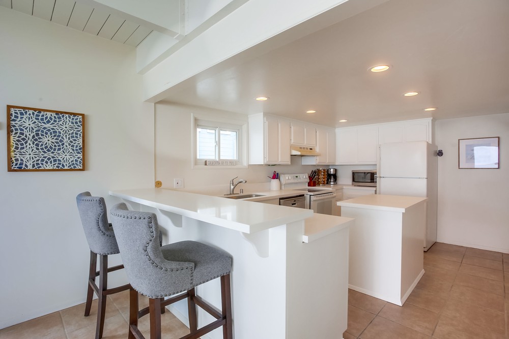 Virtual tour photo 42 of 80 for 3455 Ocean Front Walk #57