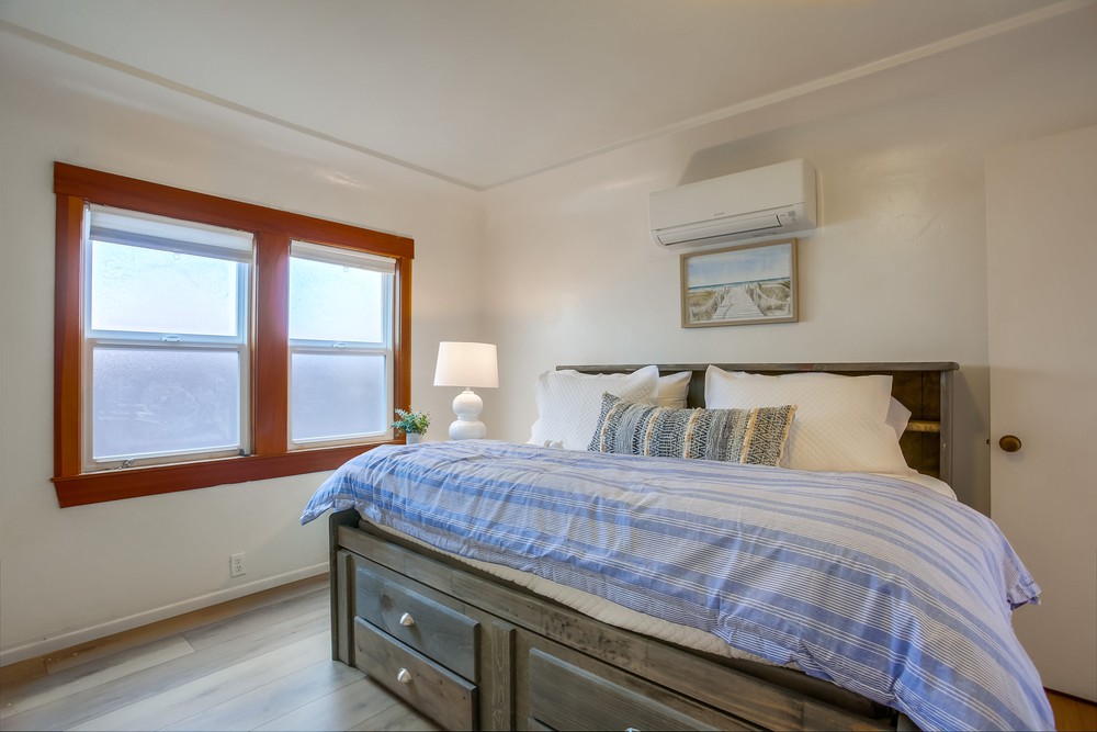 Virtual tour photo 54 of 80 for 3455 Ocean Front Walk #57